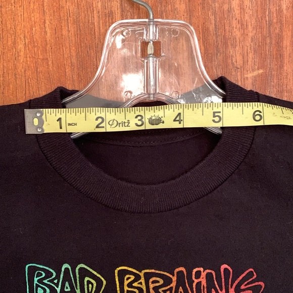 Boys black with rasta fade graphic tee “Bad Brains” - Picture 7 of 7
